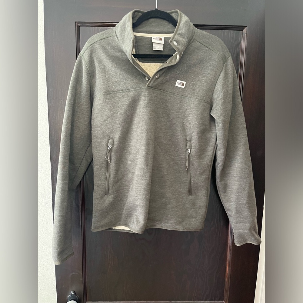 North face sweater fleece